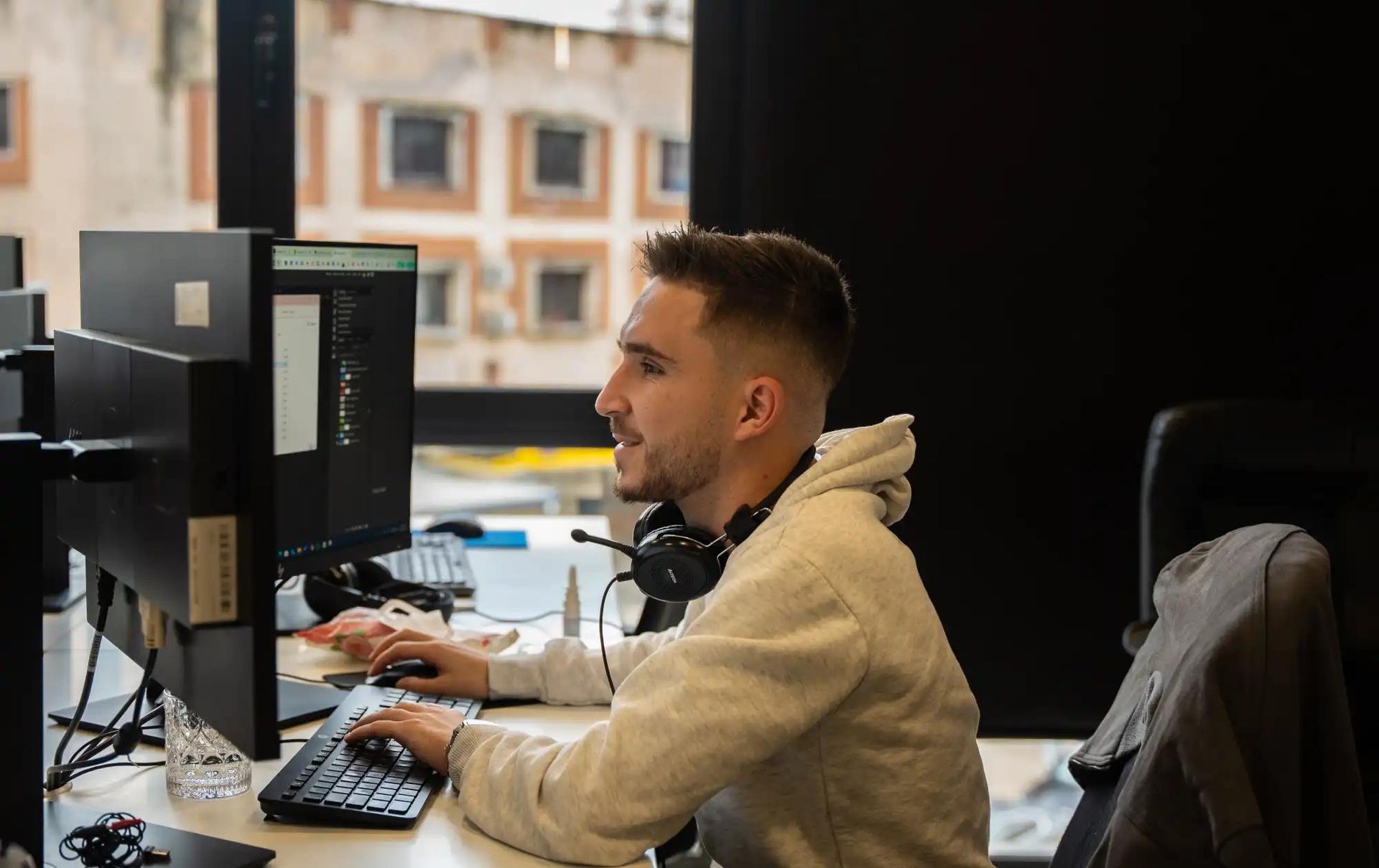 Metanow engineer at work